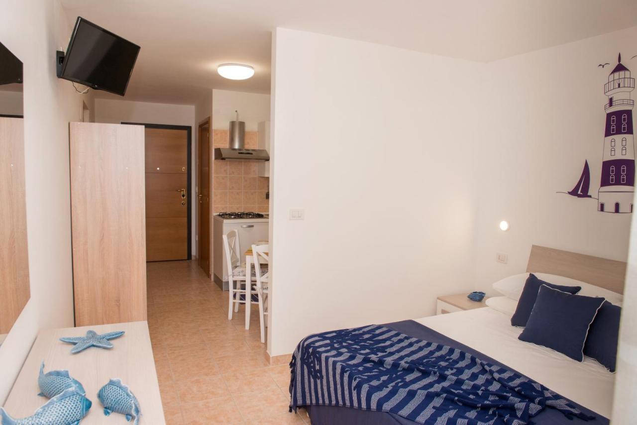 Al Faro Guest House Vieste Exterior foto