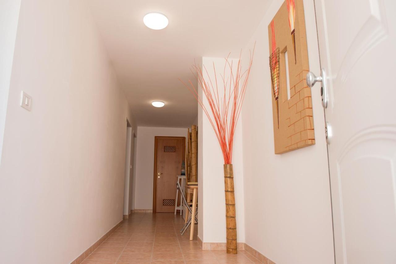 Al Faro Guest House Vieste Exterior foto